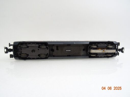 Märklin H0 34613 Schweiz E-Lok Re 460 020-1 Tilsiter der SBB Delta in OVP JL914 – Bild 4
