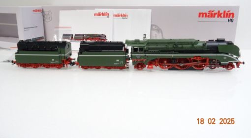 Märklin H0 38201 Dampflok BR 18 201 mit Zusatztender Mfx Sound Top in OVP LE8714