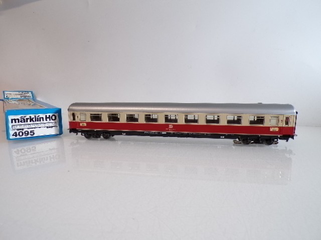 Märklin H0 4095TEE Personenwagen 1.Kl. der DB mit Schlußlicht in OVP BH1576