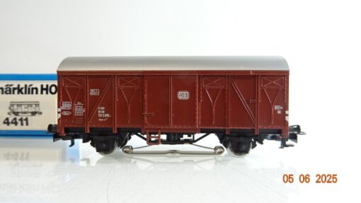 Märklin H0 4411 gedeckter Güterwagen mit Schlußlaterne der DB in OVP PR8258 – Bild 4