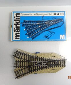 Märklin H0 5214 Symmetrische Dreiwegeweiche siehe Foto in OVP CK6088