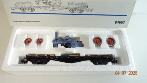 Märklin H0 84663 Flachwagen mit Ladegut Lokomobile der DB in OVP PR8838