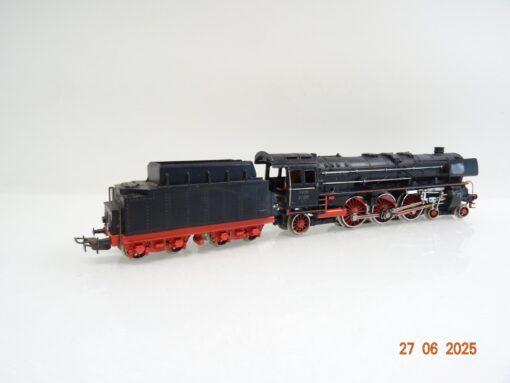 Märklin H0 F800 Dampflok BR 01 097 der DB mit Kunststofftender 809 JL1119 o. – Bild 4