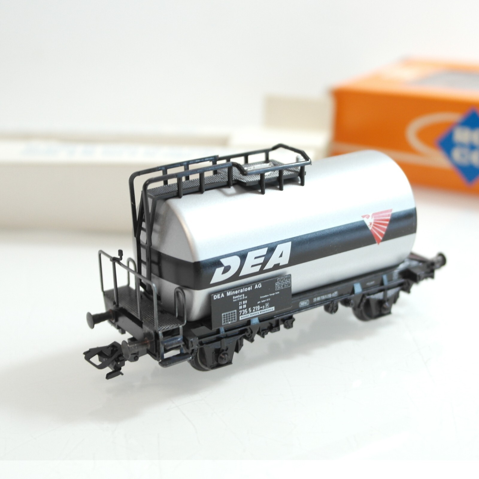 Märklin H0 Kesselwagen DEA Mineralöl in EVP RG1796 – Bild 3