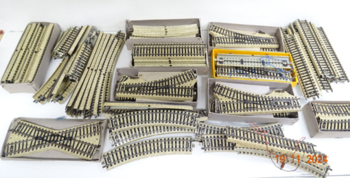 Märklin H0 Konvolut M-Gleis ca. 100tlg. siehe Foto CK4167 o.