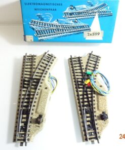 Märklin H0 M-Gleise 5119 Elektro. Weiche 2x siehe Foto in OVP CK5557