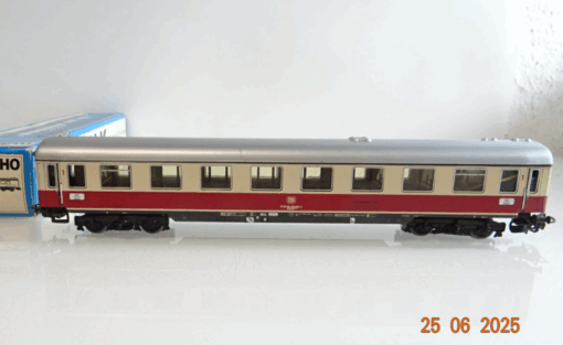 Märklin H0 TEE-Abteilwagen 1.Kl. Blech der DB mit Licht in EVP PR8705