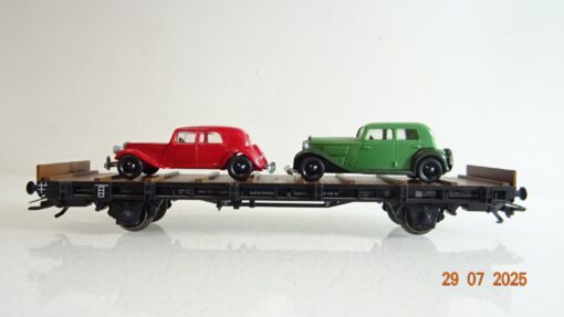 Märklin H0 aus 2995 Flachwagen mit 2 PKW´s der DR PR9335 o. – Bild 3