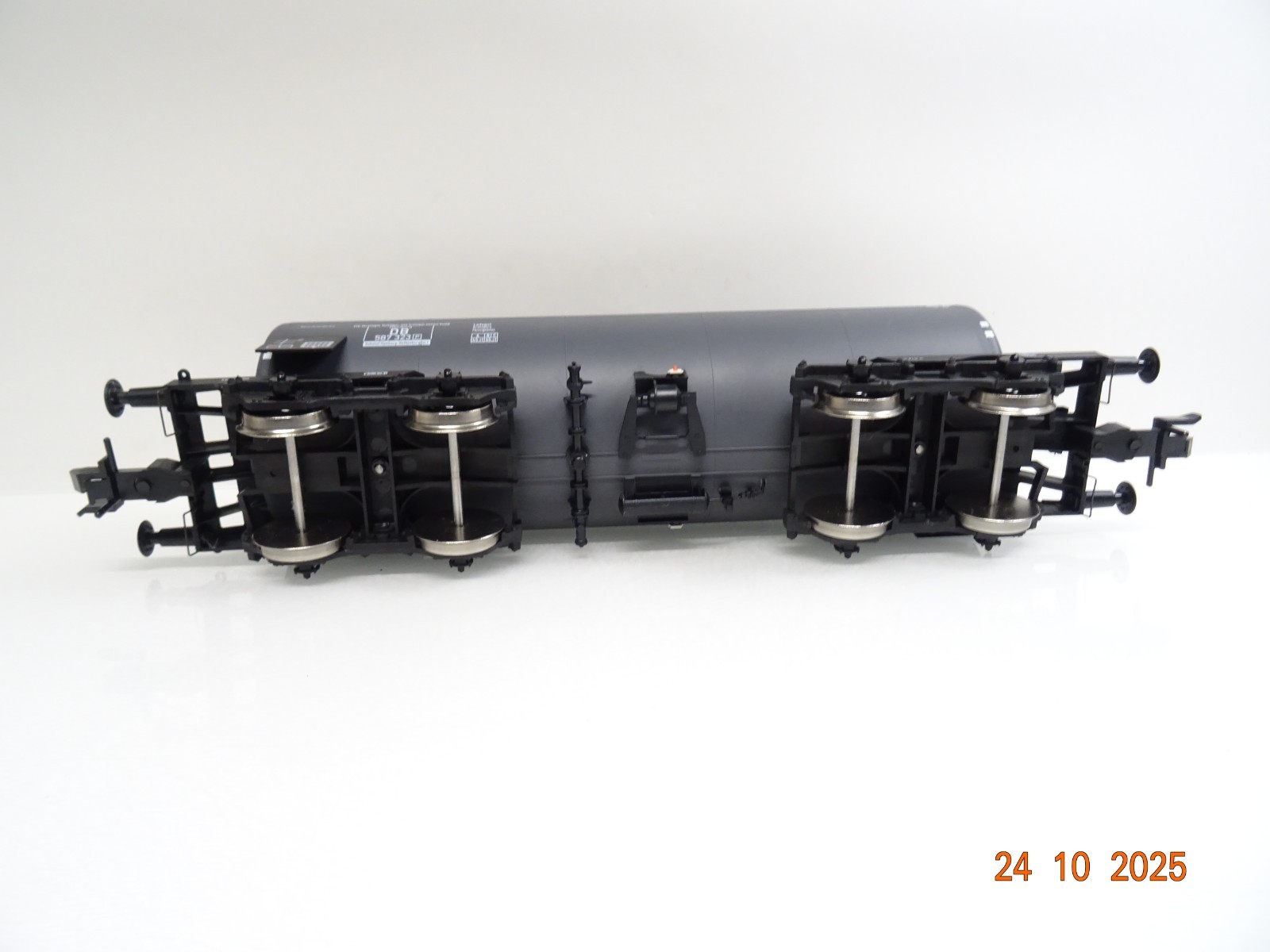 Märklin H0 aus 55031 Kesselwagen 4-achs. VTG der DB  JL3841 o. – Bild 4