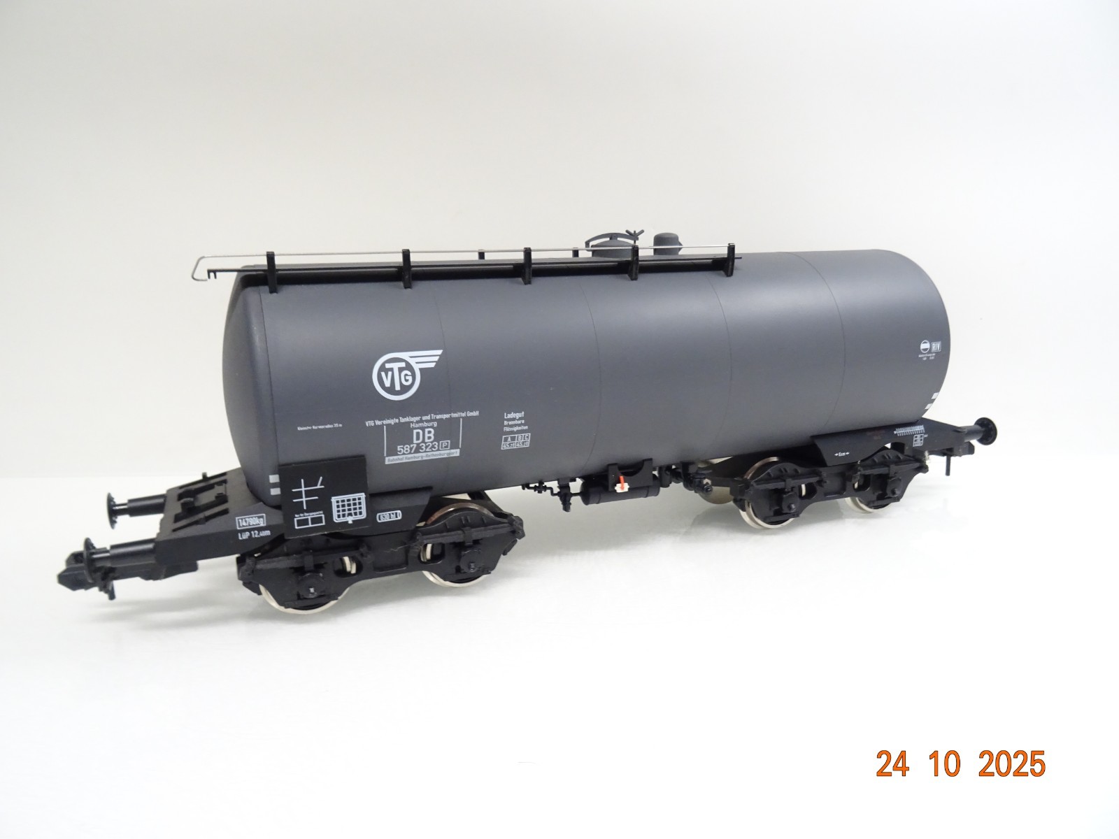 Märklin H0 aus 55031 Kesselwagen 4-achs. VTG der DB  JL3841 o.