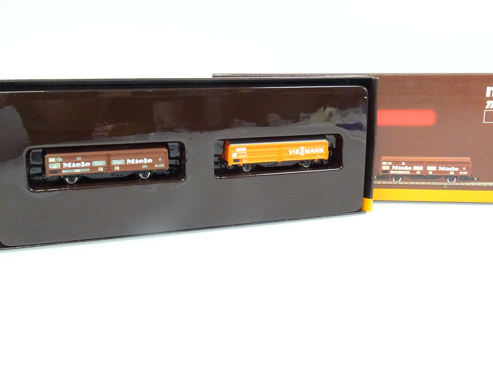 Märklin Z 8215 US Güterwagen-Set 2tlg. Viessmann Miele neuwertig in OVP LE4192