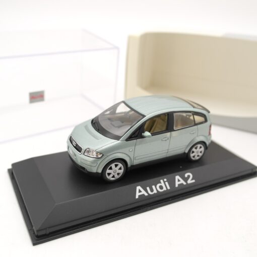 Minichamps 1:43 Werbemodell Audi A2 in OVP RR2085