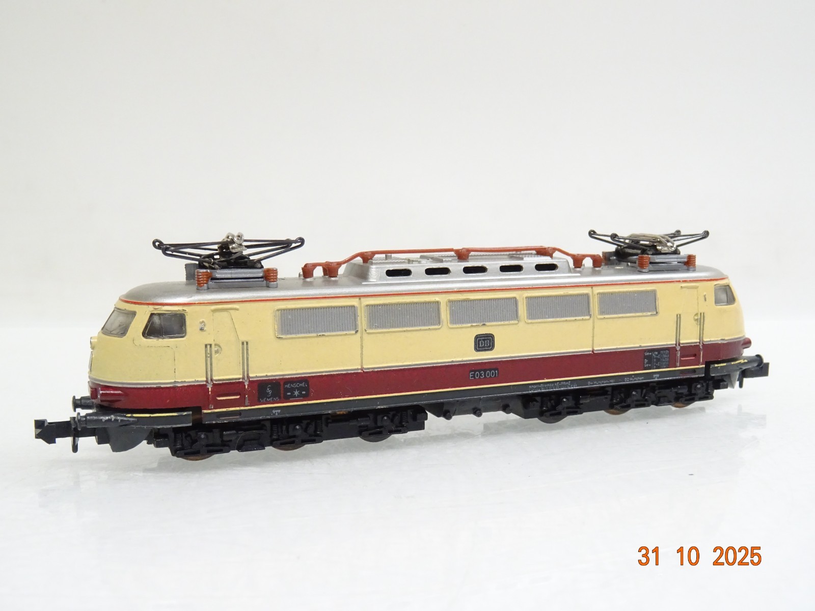 Minitrix N 2945 E-Lok E 03 001 der DB in EVP JL3999 – Bild 3