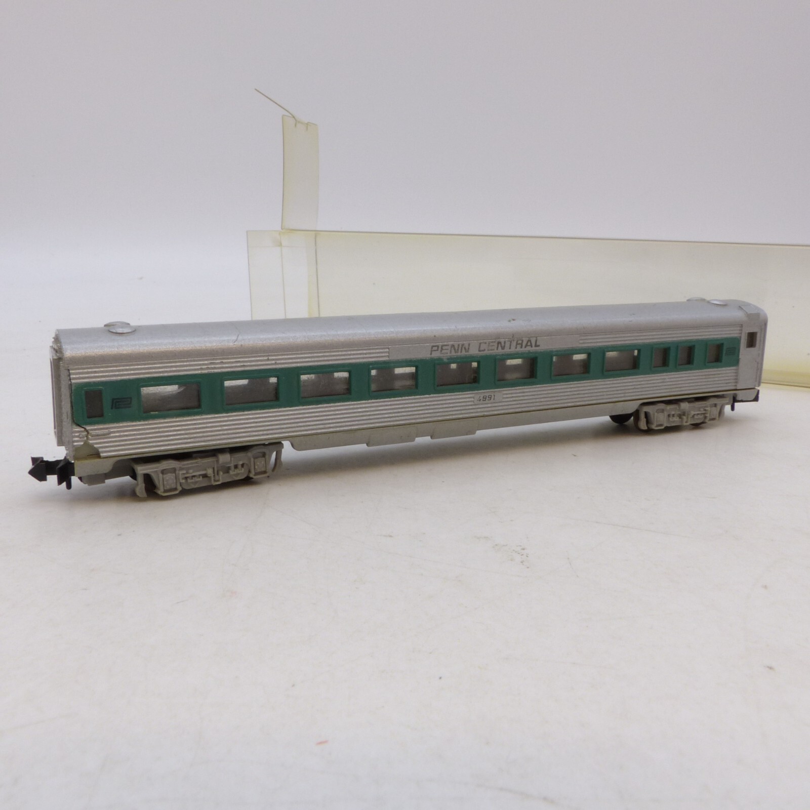 Minitrix ? N Personenwagen Penn Central 4891 in EVP RG1558