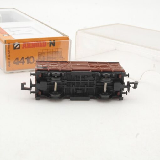 Minitrix N Viehwagen 330 438 der DB in EVP RR12 – Bild 4