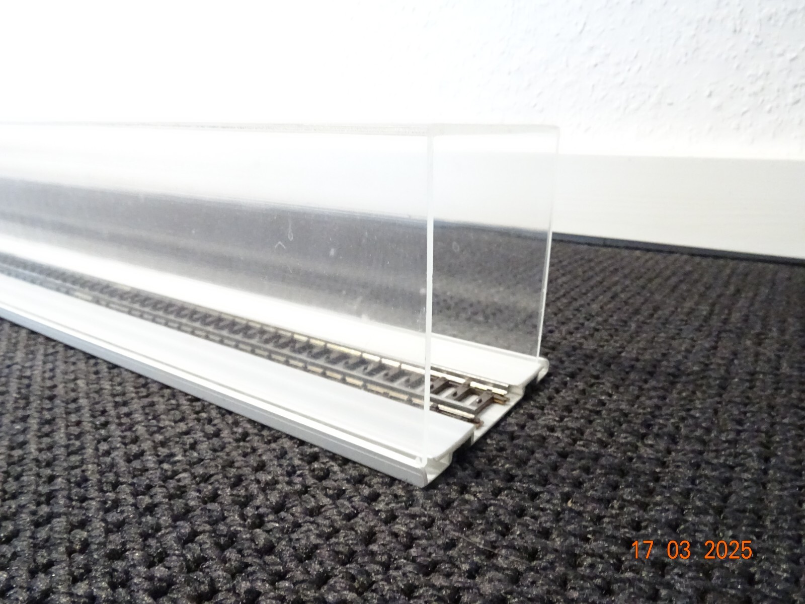 Modellbahn H0 Röhre mit 2-Leiter Gleis ca. 147 cm lang Alu-Boden LE9376 o – Bild 3