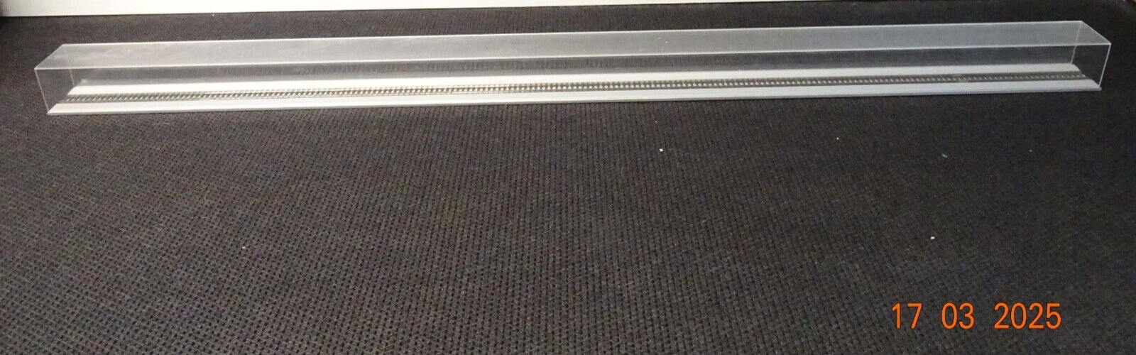 Modellbahn H0 Röhre mit 2-Leiter Gleis ca. 147 cm lang Alu-Boden LE9376 o