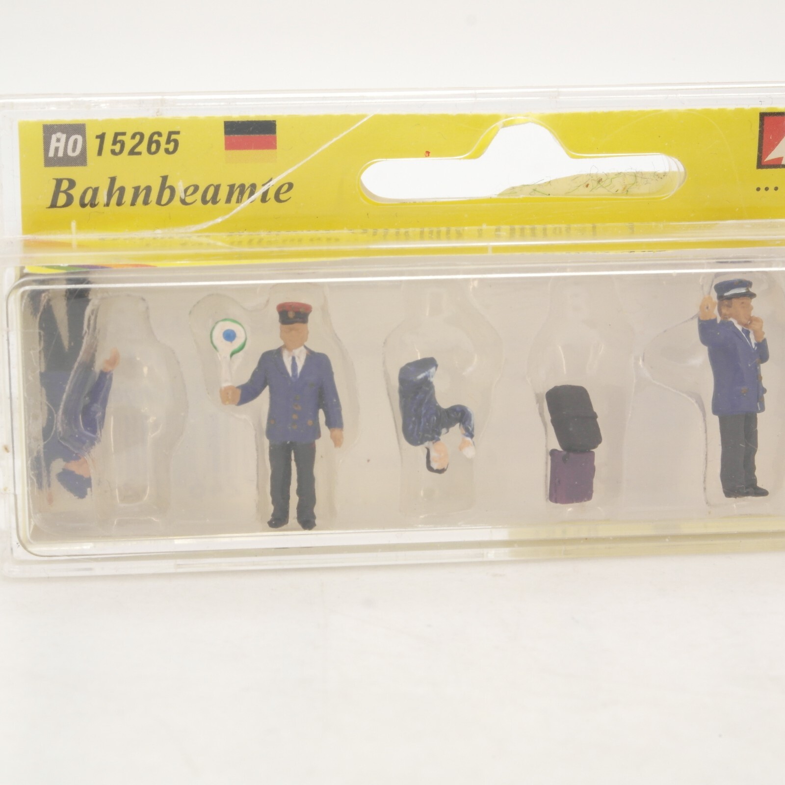 Noch H0 15265 Bahnbeamte 5 Figuren + Koffer in OVP RG7533 – Bild 3