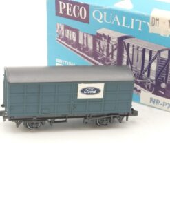 Peco N NR-P71 gedeckter Güterwagen Ford in OVP RR4145