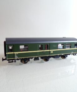 Piko H0 Gepäckwagen 751-122 der DR mit Licht RR4693 o.