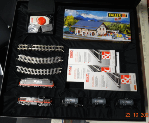 Piko H0 Sonderset Lanxess mit 2 Lokomotiven und Zubehör in OVP JL3817