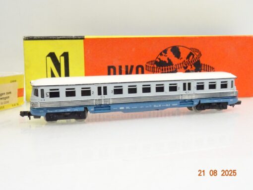 Piko N Dieseltriebwagen VT 412 der DR mit Antrieb in EVP JL2468
