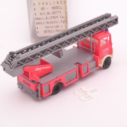 Praline 1:87 80771 MB LP 809 Metz Drehleiterwagen der Feuerwehr in OVP EZ8221 – Bild 3