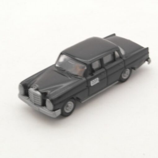 PreP 1:87 Schnäppchen ! Mercedes 220, siehe Bilder o. RI3894