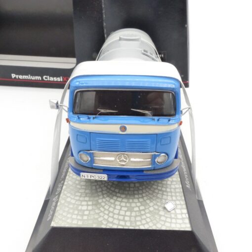 PremiumClassiXXs 1:43 Nr.: 18225 MB LP911 Tankwagen Milch, in OVP EX458 – Bild 4