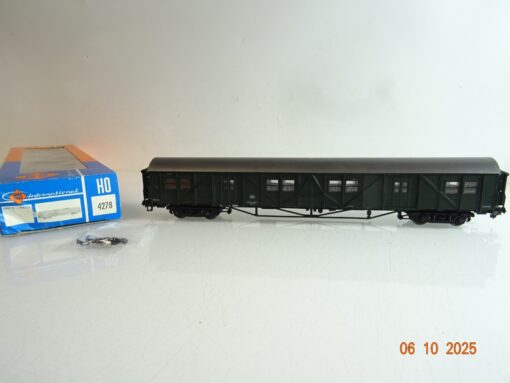 Roco H0 4278 Behelfsgepäckwagen der DB in OVP BH382