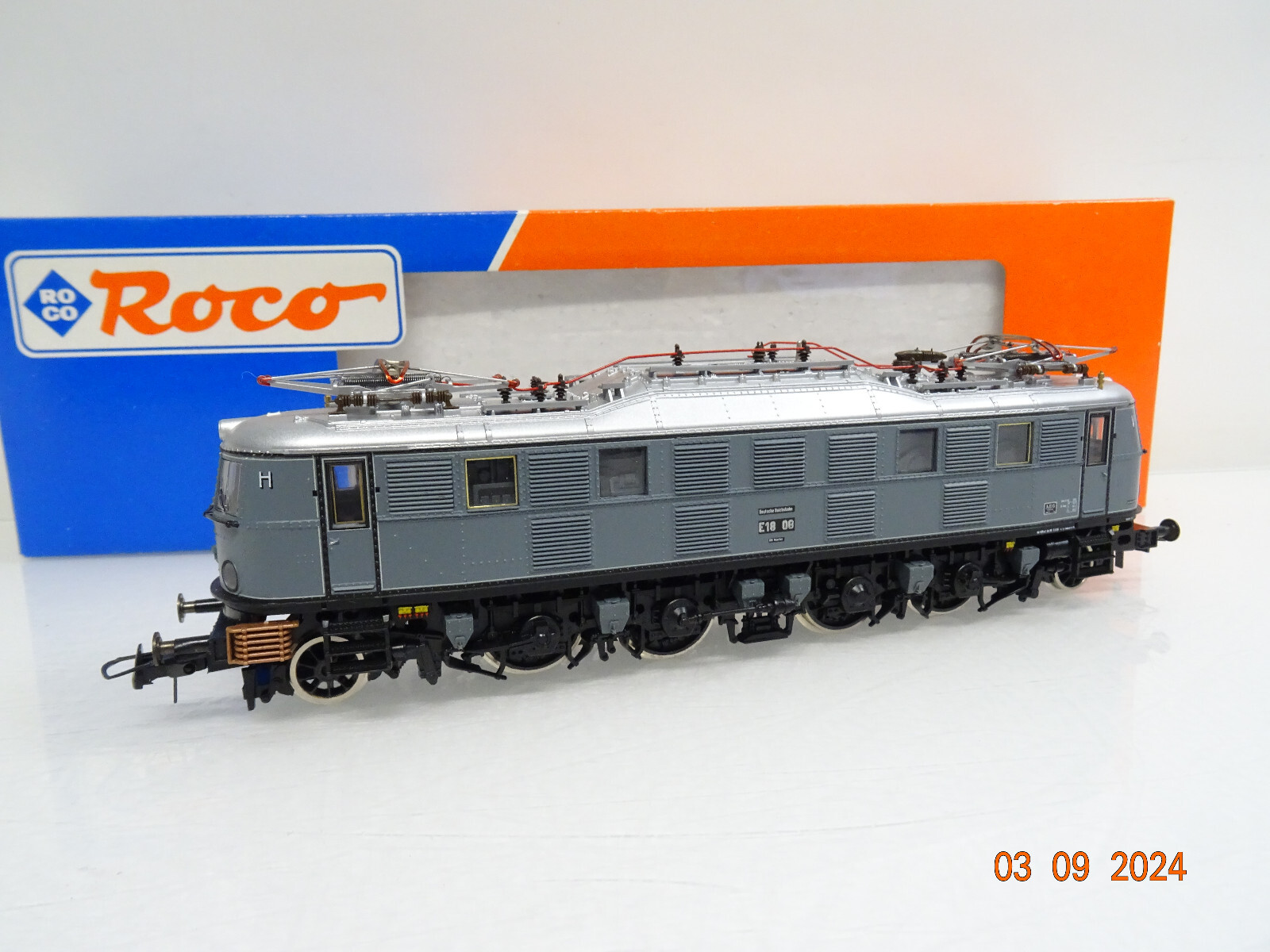 Roco H0 43660 E-Lok E18 08 der DR Museums Edition in EVP LE5518