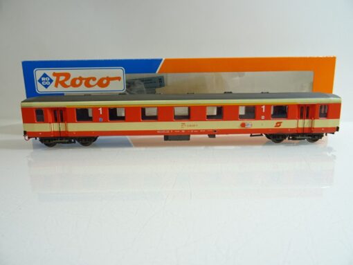 Roco H0 44487 AC Nahverkehrswagen 1. Klasse der ÖBB in OVP PR398
