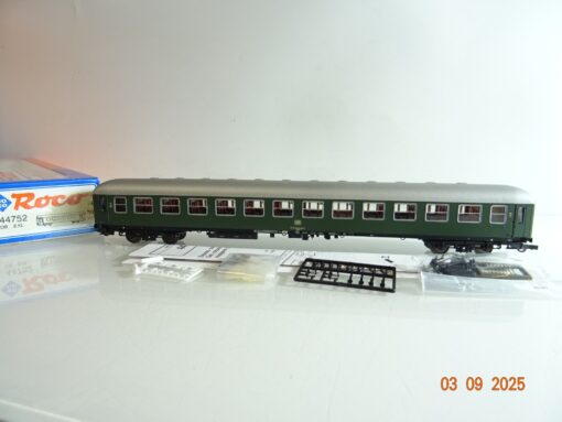 Roco H0 44752 Personenwagen 2.Kl. der DB in OVP BH137