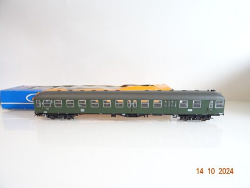Roco H0 AC Personenwagen 2.Klasse/Gepäckabt. der DB in EVP PR3209