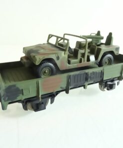 Roco H0 Güterwagen mit Serval Geländewagen tarn RR2350 o.