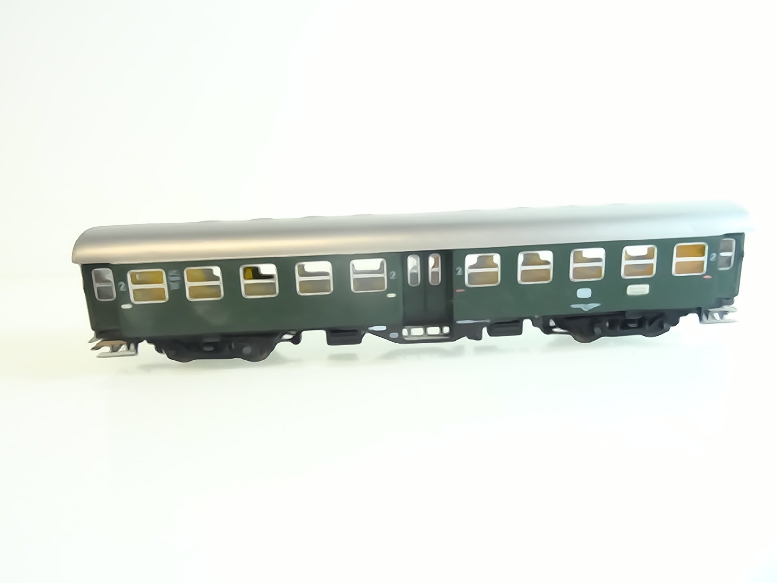 Roco H0 Personenwagen 2. Klasse 50 80 29-11593-0 der DB RR2414 o. – Bild 3