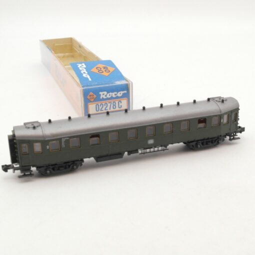 Roco N Personenwagen 16 030 2. Klasse der DB in EVP RI8938