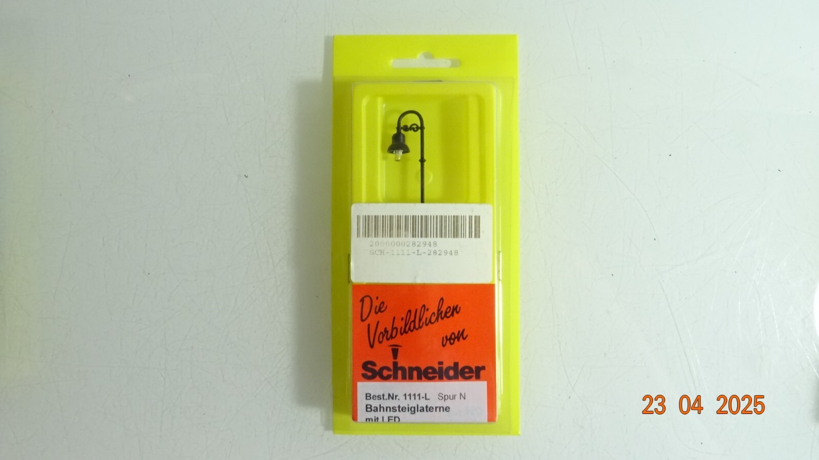 Schneider N 1111 L Bahnsteiglaterne in OVP CK7724