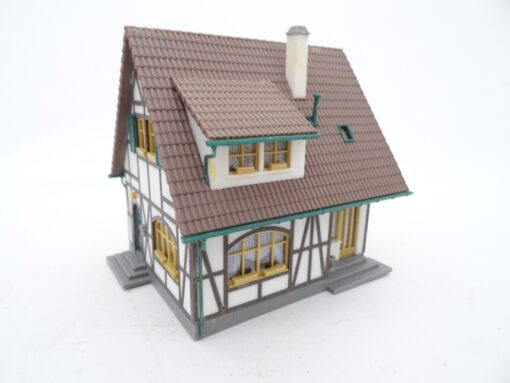 Spur H0 Fachwerkhaus ca. 10 x 8 cm aus Anlagerückbau, siehe Foto RR364 o. – Bild 3
