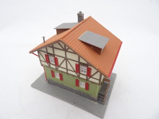 Spur H0 Fachwerkhaus ca. 14x10 cm aus Anlagenrückbau siehe Foto RR375 o. – Bild 5