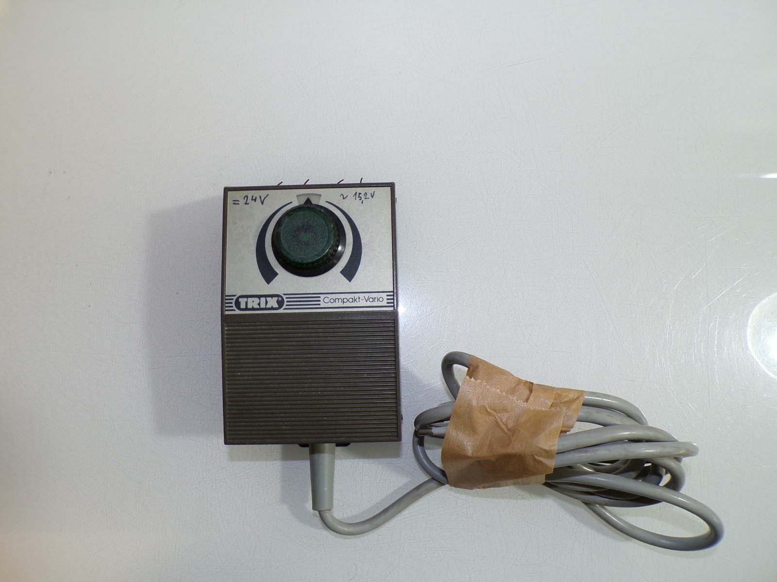 Trix Compact Vario Trafo 56-5550-00 220V 50/60Hz siehe Foto PK2877 o.