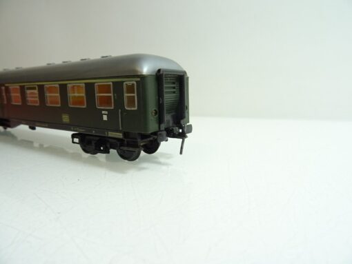 Trix Express H0 3382 Personenwagen 1./2. Kl. der DB in EVP PR843 – Bild 5