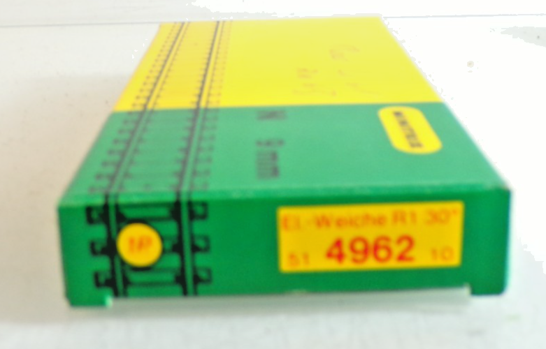 Trix Spur N 4962 Weiche rechts mit Antrieb siehe Foto in OVP PK2531 – Bild 3