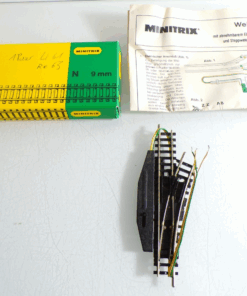 Trix Spur N 4962 Weiche rechts mit Antrieb siehe Foto in OVP PK2531