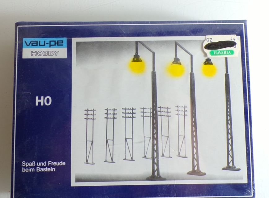 Vau-Pe H0 8720 Straßenlaternen u. Strommasten siehe Foto in OVP PK2490
