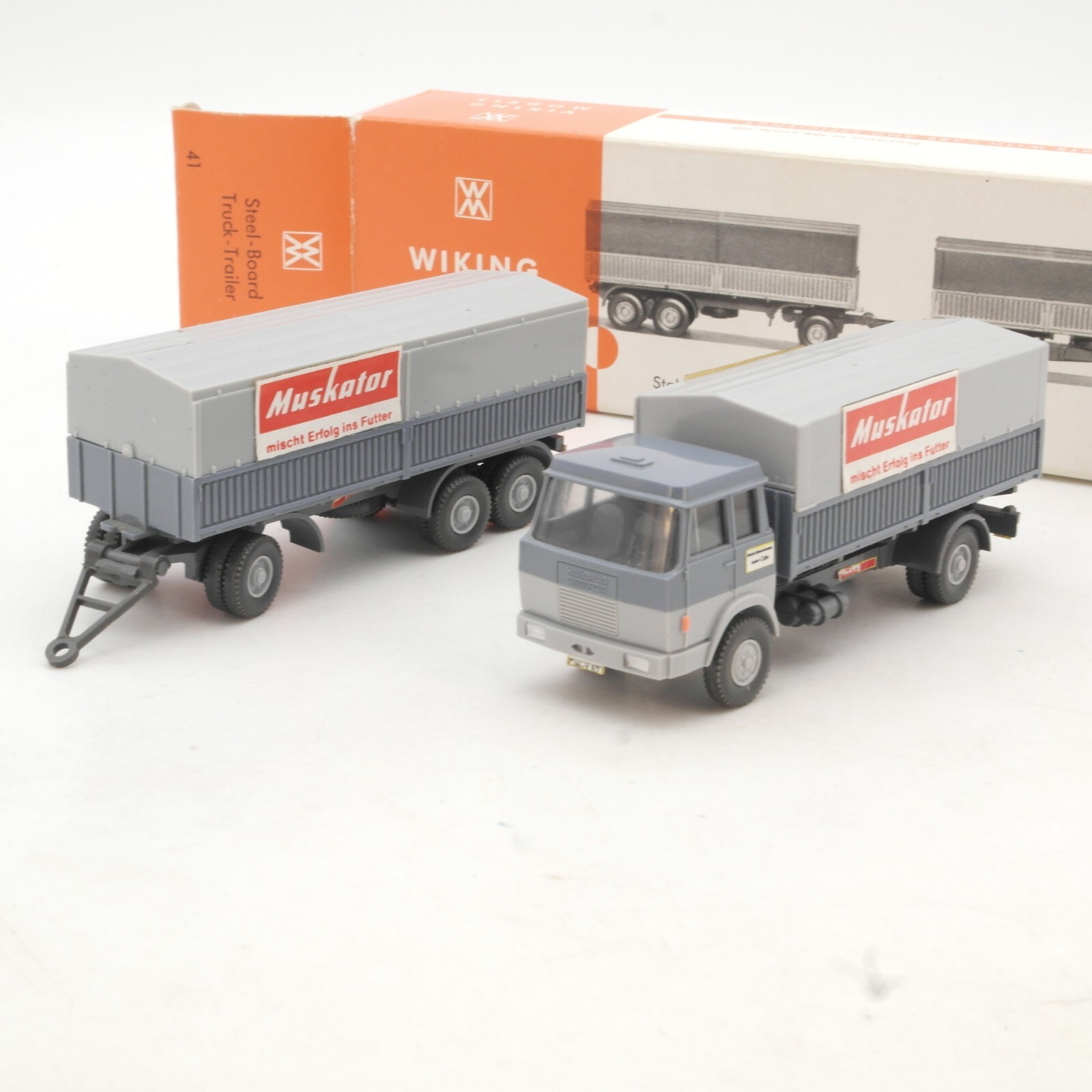 Wiking 1:87 Hanomag Henschel Stahl-Pritschen-Sattelzug, s. Bilder in OVP QR1112