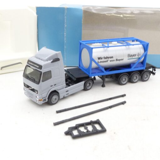 Albedo 1:87 297011 Volvo FH16 Sattelzug Bayer in OVP EX6905