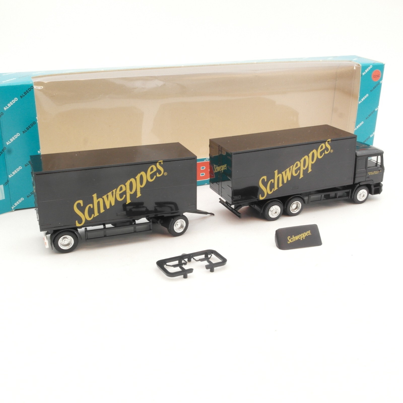 Albedo 1:87 Nr.: 200259 MAN F90 Hängerzug Schweppes in OVP RA8831 – Bild 3