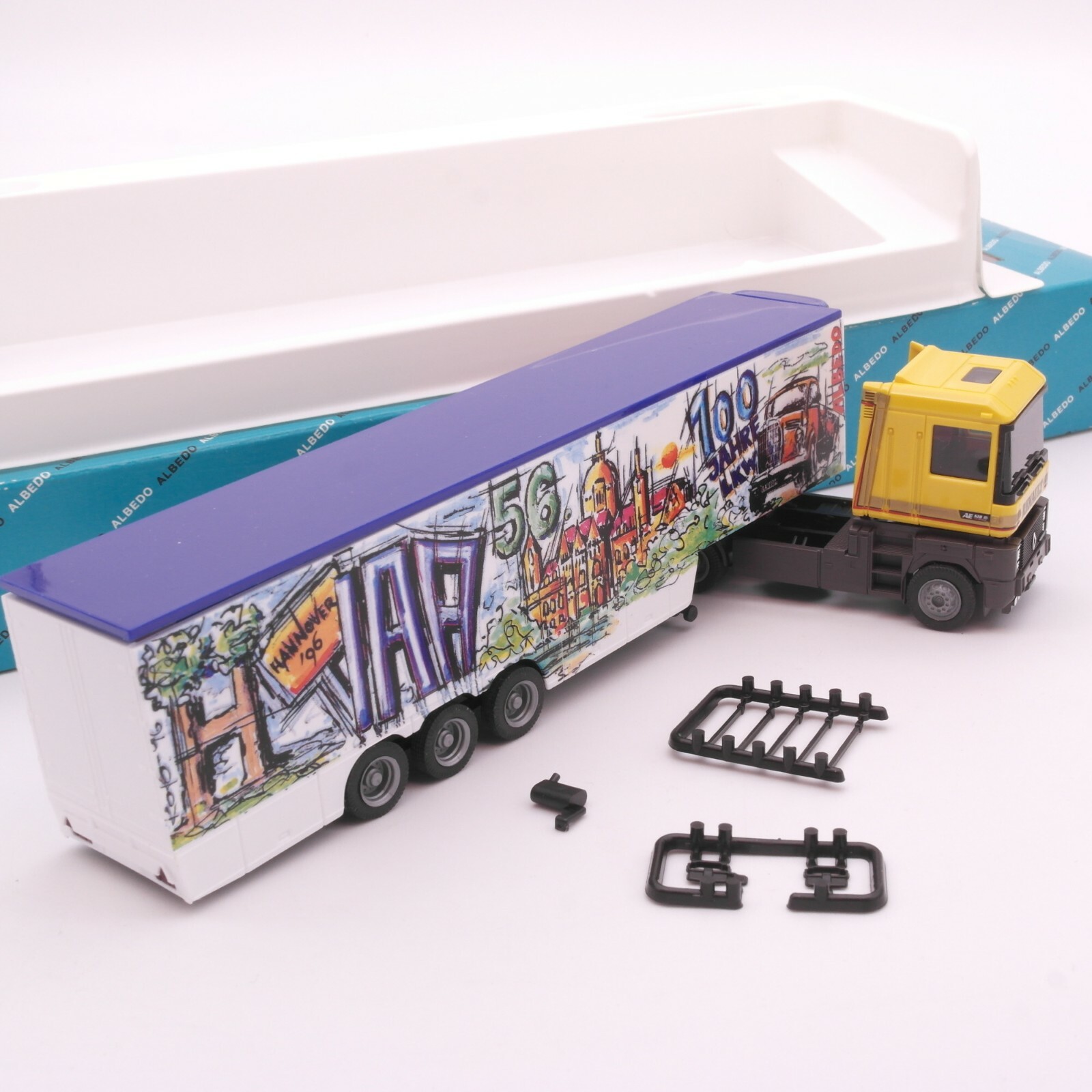 Albedo 1:87 Renault Sattelzug IAA Hannover 96 100 Jahre LKW in OVP RT4806 – Bild 3