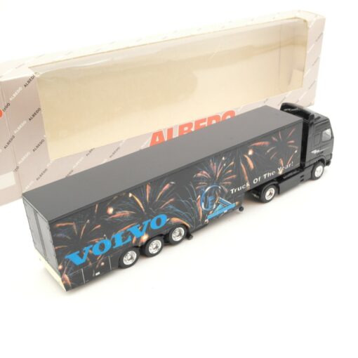 Albedo 1:87 Volvo Sattelzug GlobetrotterTruck of the Year in OVP RI7963 – Bild 3
